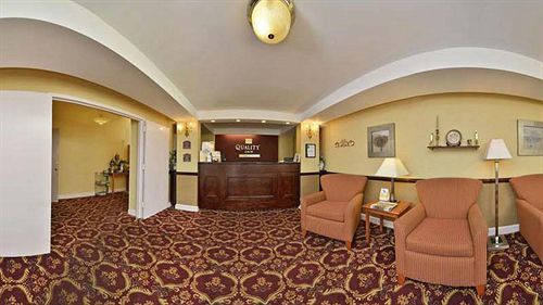Quality Inn 2*